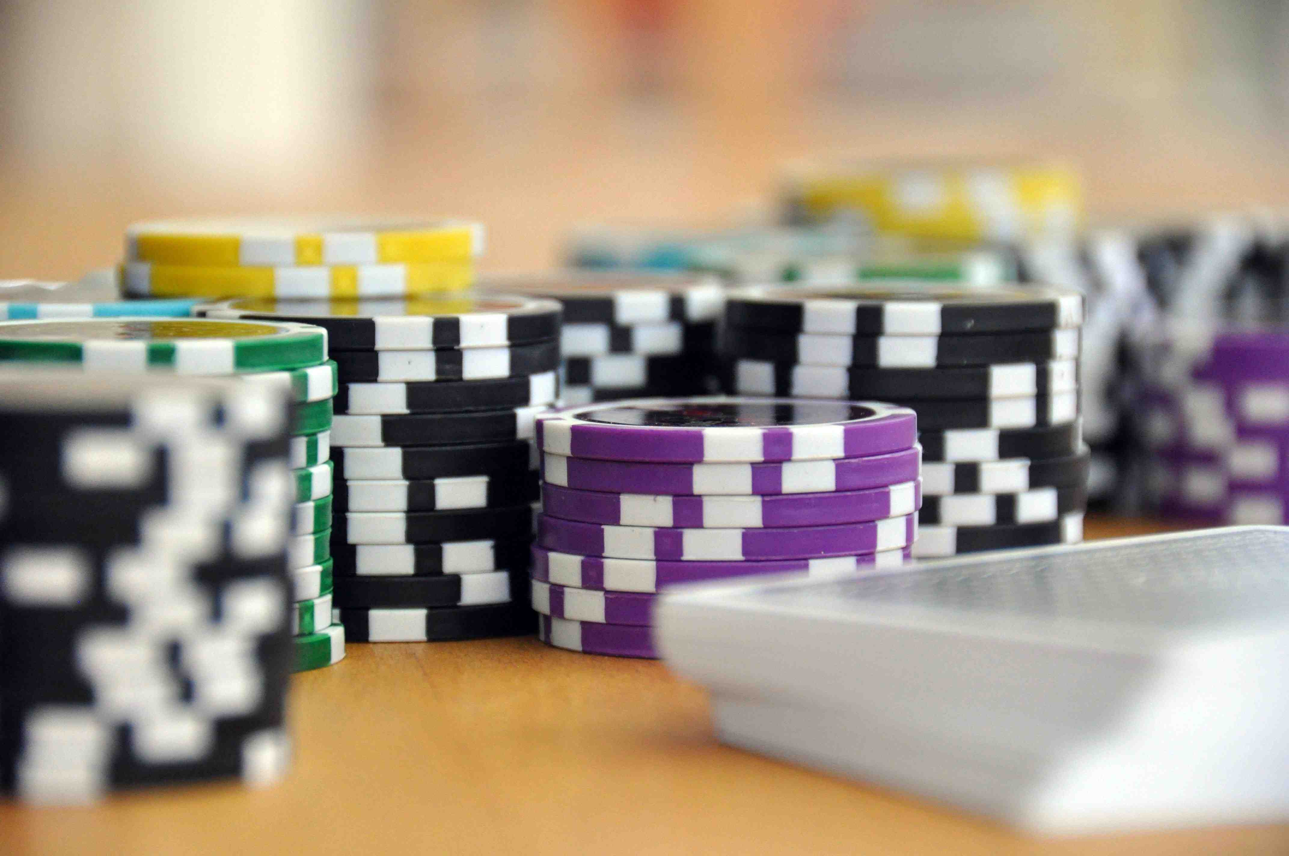 Responsible gaming guidance for 6 bdt Live Sic Bo sessions on mobile